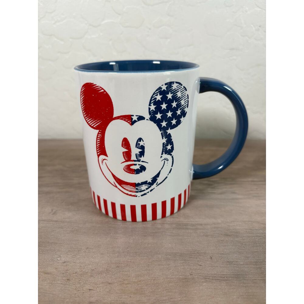 Disney American Legend "Laugh Love Mickey" 16 Ounce Mug Red White & Blue Flag